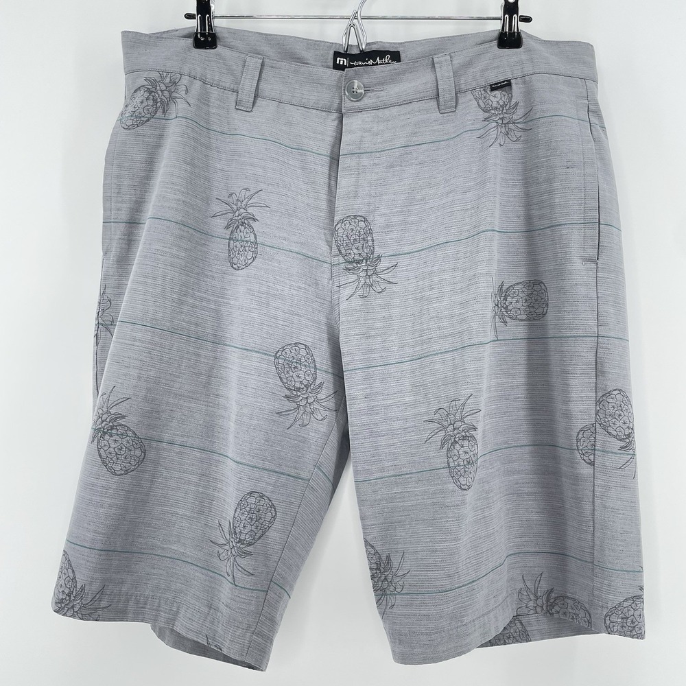 TravisMathew Golf Shorts Men 38‎ Gray Pineapple Print Casual Stretch Performance - Picture 2 of 8